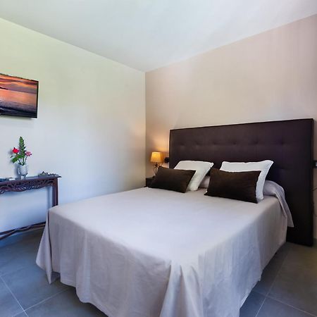 מונאצ'יל Villa Granada Garden Deluxe מראה חיצוני תמונה