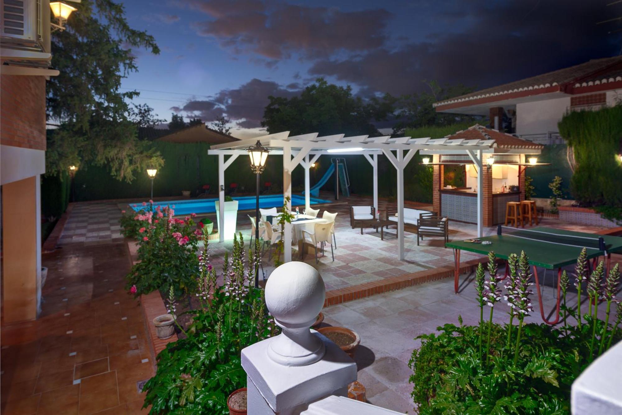 מונאצ'יל Villa Granada Garden Deluxe מראה חיצוני תמונה