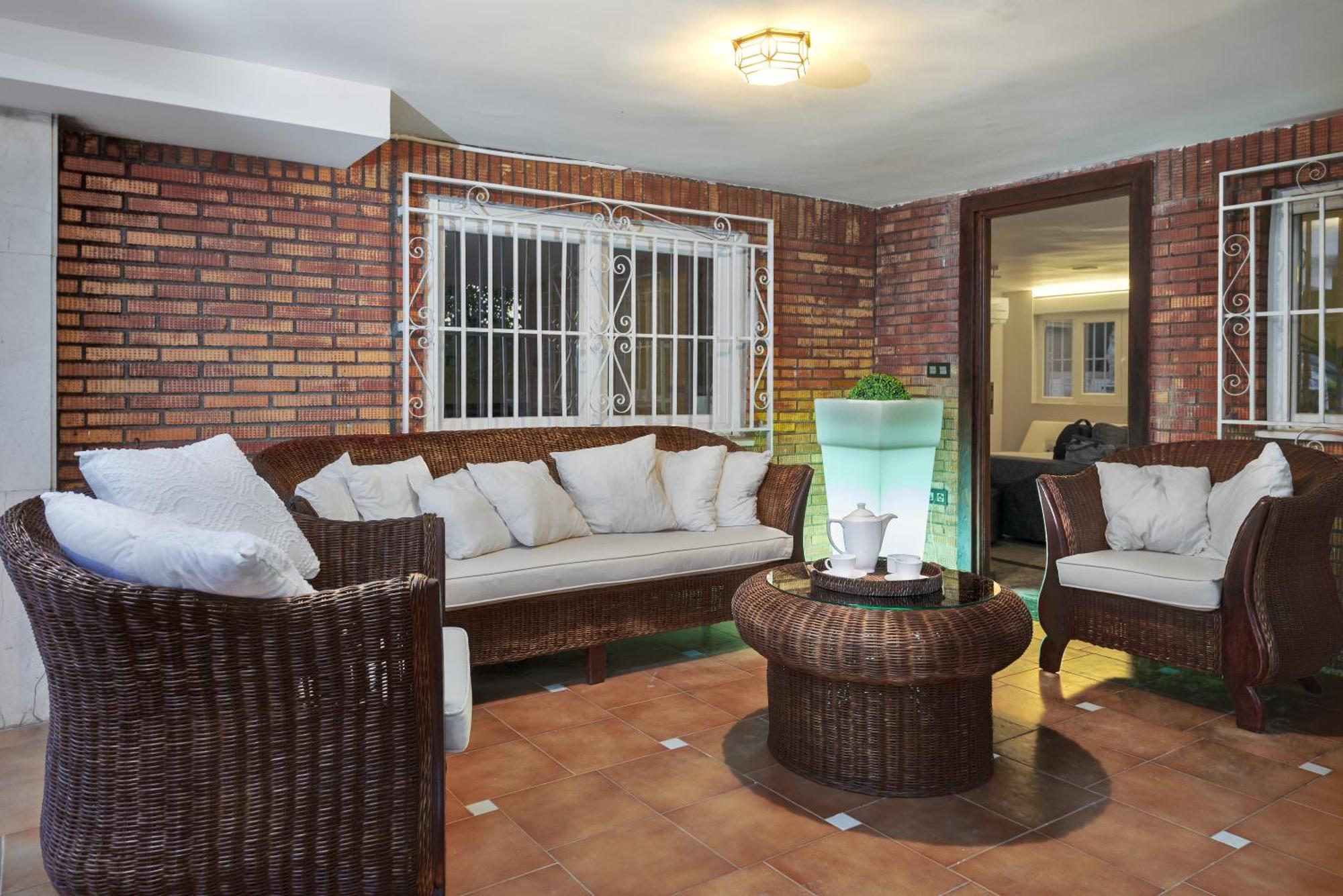מונאצ'יל Villa Granada Garden Deluxe מראה חיצוני תמונה