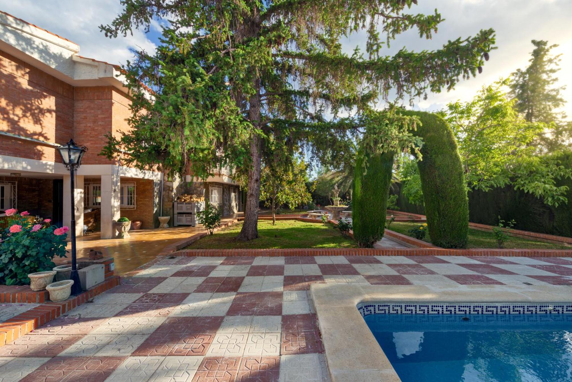 מונאצ'יל Villa Granada Garden Deluxe מראה חיצוני תמונה