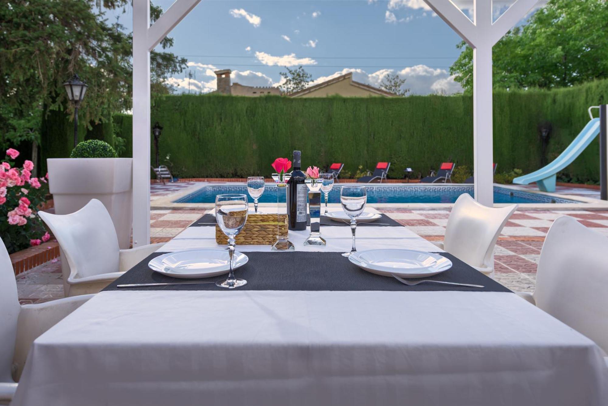 מונאצ'יל Villa Granada Garden Deluxe מראה חיצוני תמונה
