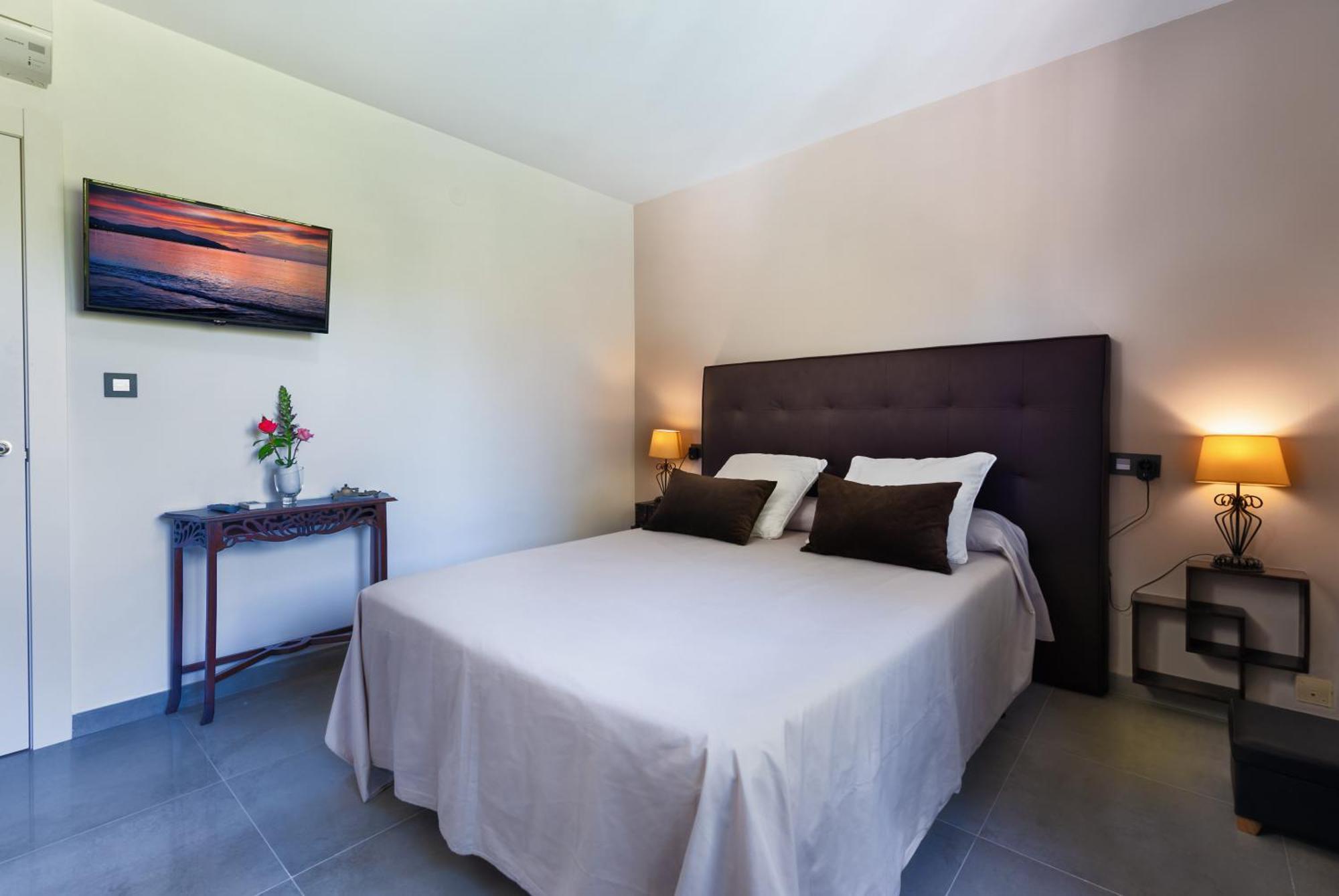 מונאצ'יל Villa Granada Garden Deluxe מראה חיצוני תמונה