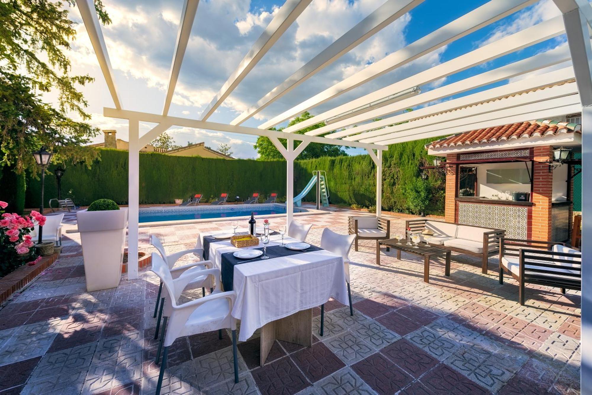 מונאצ'יל Villa Granada Garden Deluxe מראה חיצוני תמונה