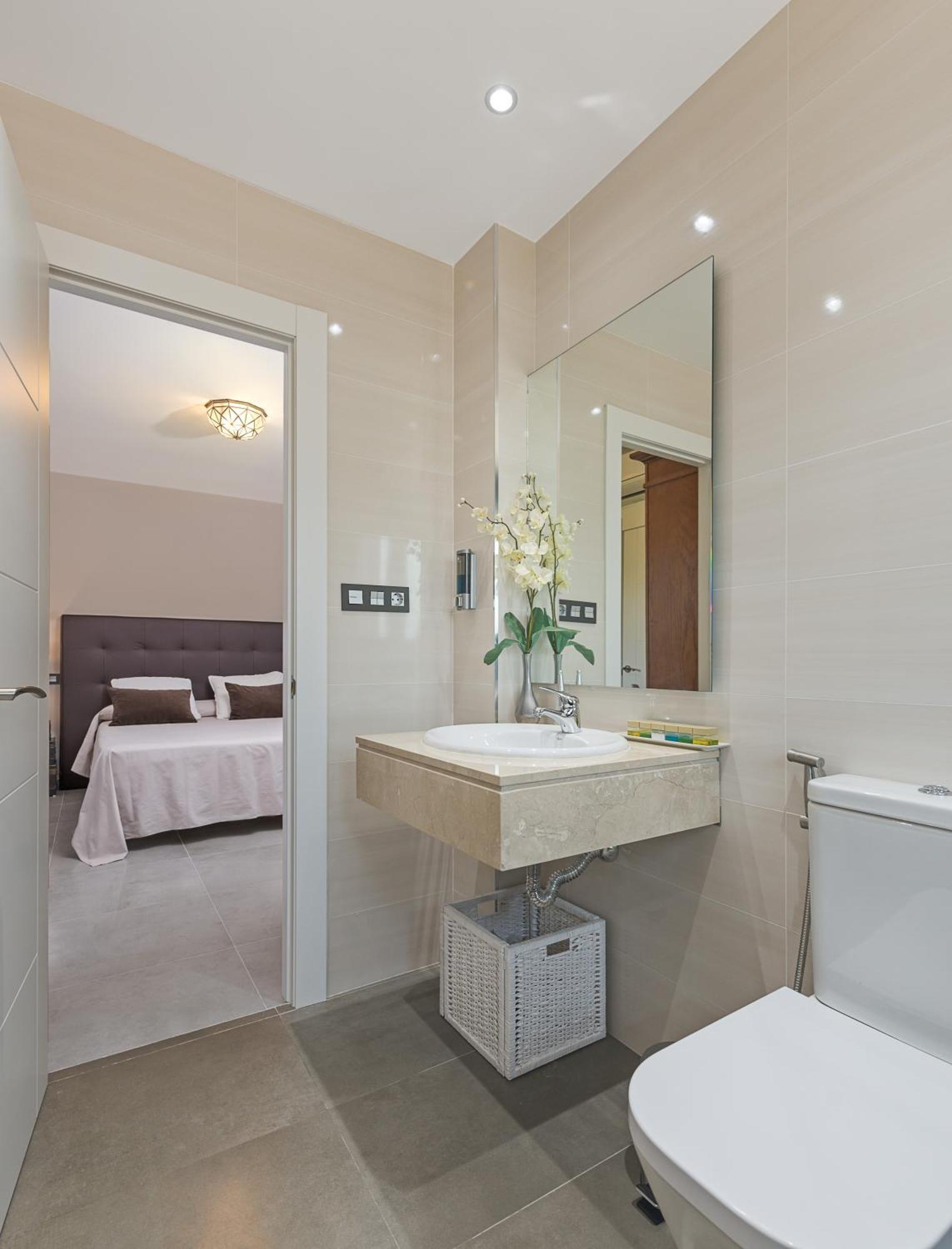 מונאצ'יל Villa Granada Garden Deluxe מראה חיצוני תמונה