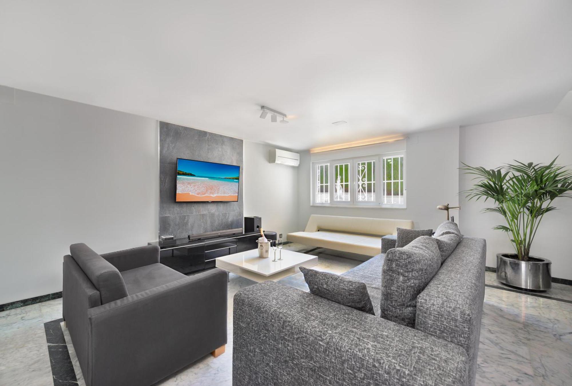 מונאצ'יל Villa Granada Garden Deluxe מראה חיצוני תמונה