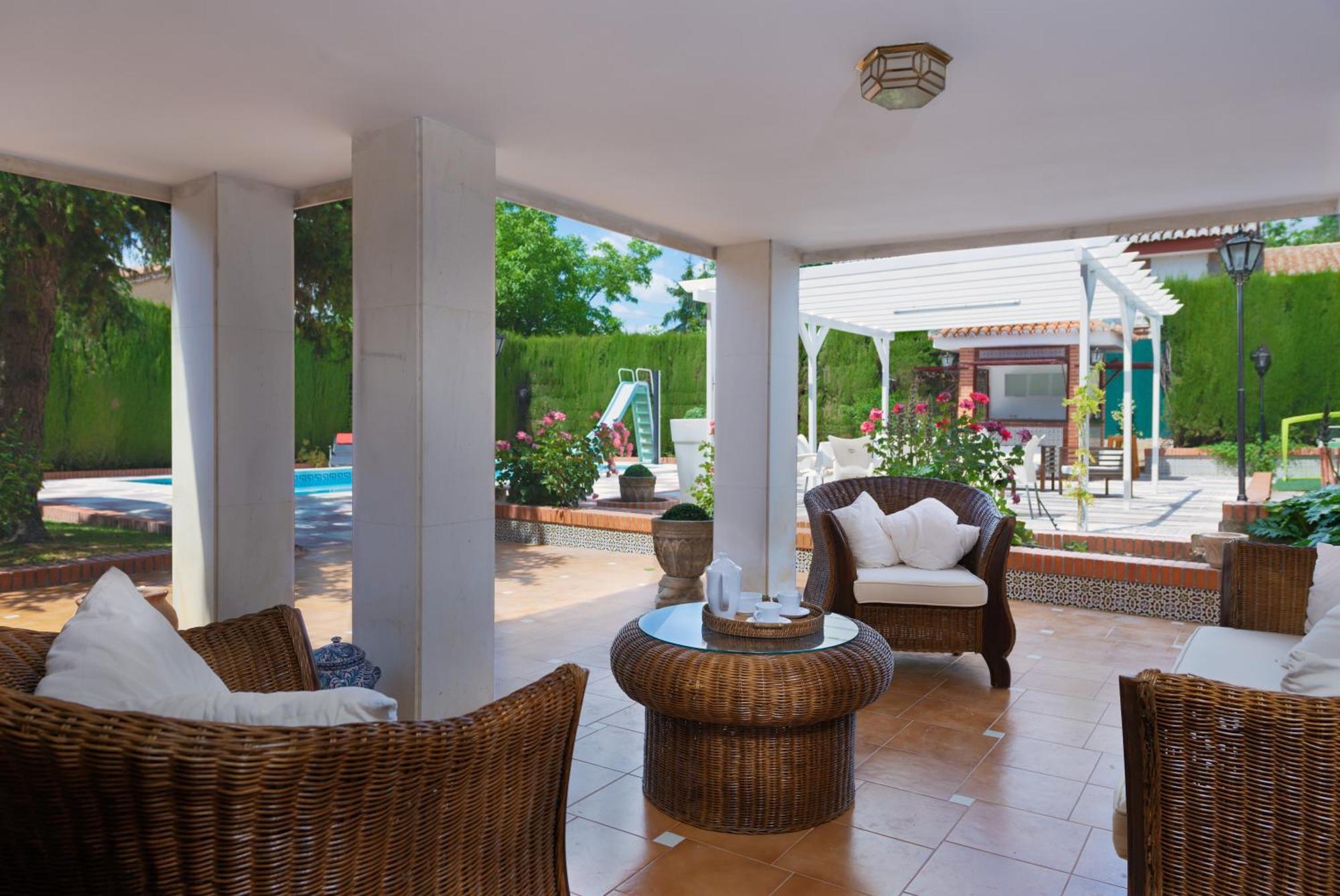 מונאצ'יל Villa Granada Garden Deluxe מראה חיצוני תמונה