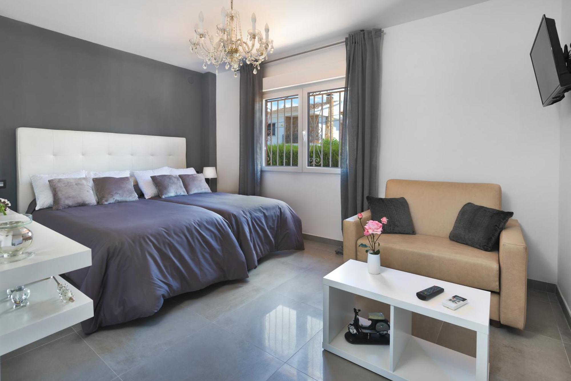 מונאצ'יל Villa Granada Garden Deluxe מראה חיצוני תמונה